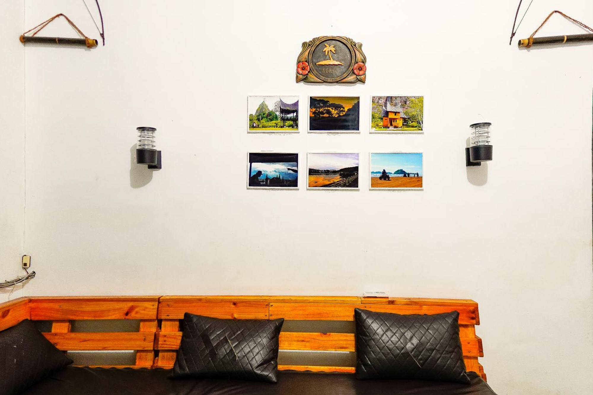 Kokos Hostel Padang City Bagian luar foto